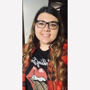 Meet your Posher, Heather